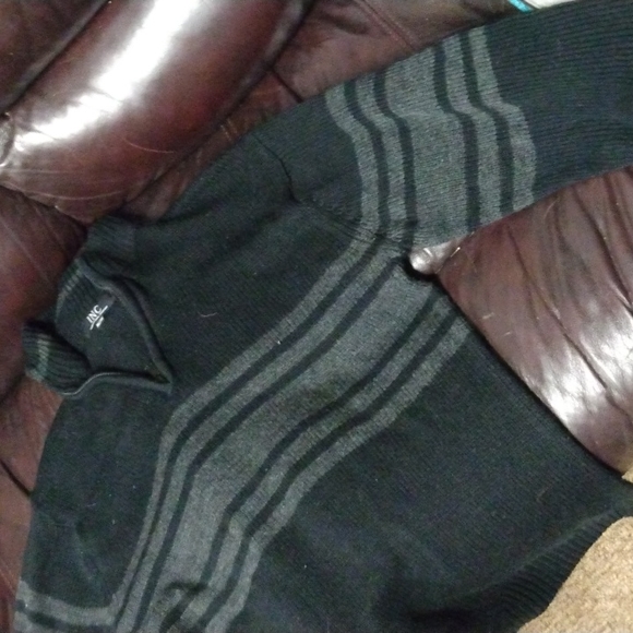 INC international company sweater - Picture 4 of 5